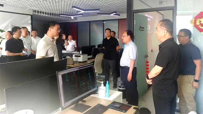 張佩峰一行調(diào)研省建筑設(shè)計(jì)院新疆分公司、省水電設(shè)計(jì)院新疆分公司