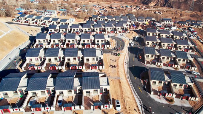 災(zāi)后重建暖冬日 | 群眾搬進了我們設(shè)計的“蘭派民居”